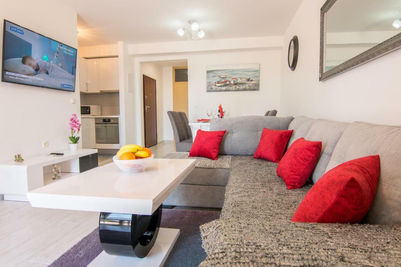 Lidija 2 Apartment Makarska Exterior photo